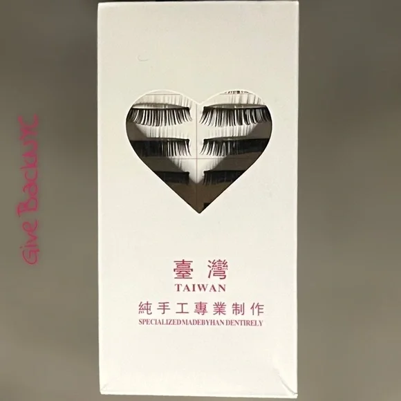 10 Pairs Long Cross Eyelashes - Picture 4 of 4